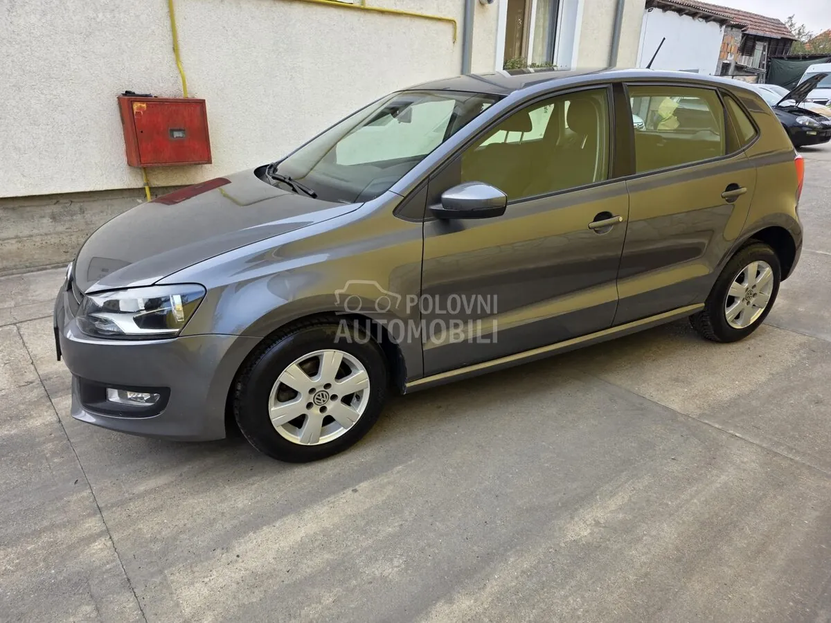 Volkswagen Polo 2010 photo 3