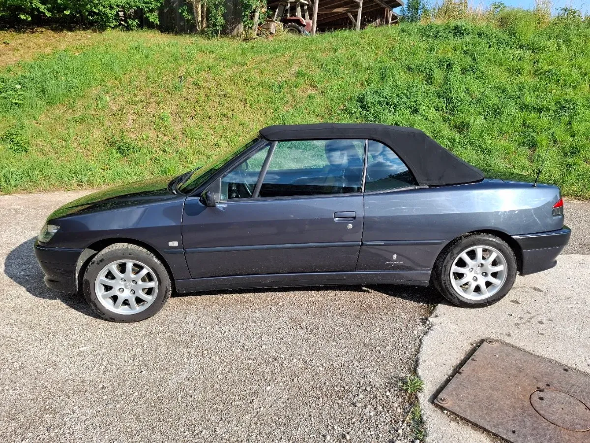 Peugeot 306 2000 photo 2