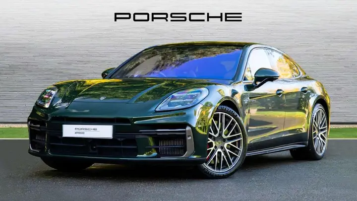 Porsche Panamera 2025 photo 2
