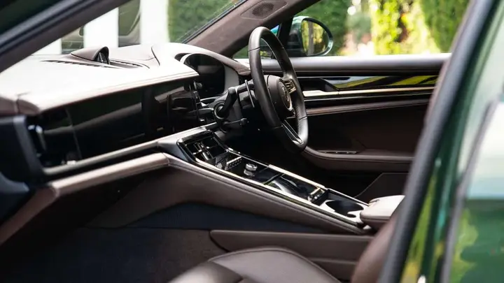 Porsche Panamera 2025 photo 5