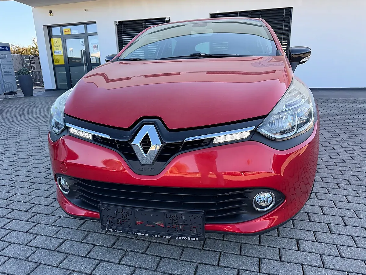 Renault Clio 2016 photo 2