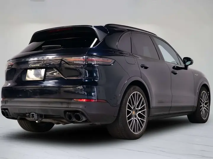 Porsche Cayenne 2022 photo 4