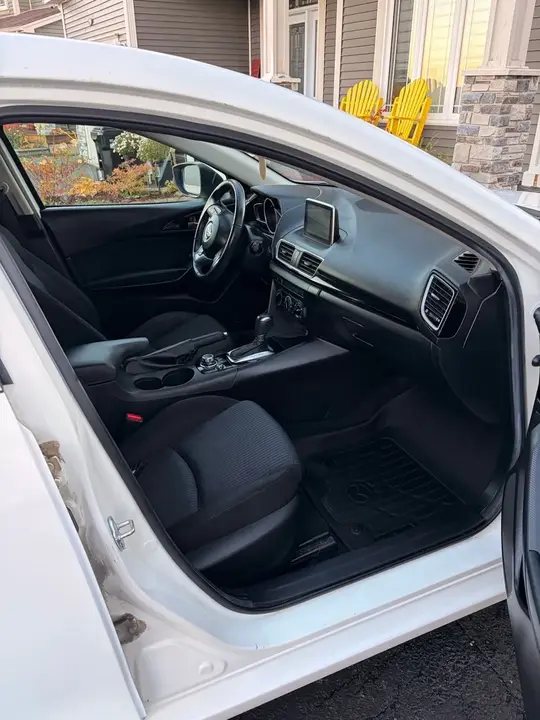 Mazda Mazda3 2016 photo 3