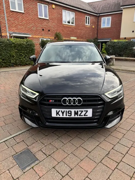 Audi S3 2019 photo 2