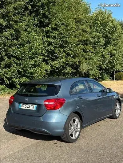 Mercedes-Benz A-Class 2015 photo 2