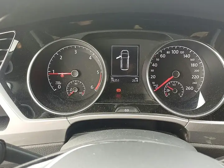 Volkswagen Touran 2020 photo 3