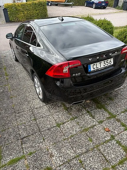 Volvo S60 2015 photo 3