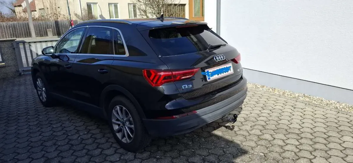 Audi Q3 2023 photo 3