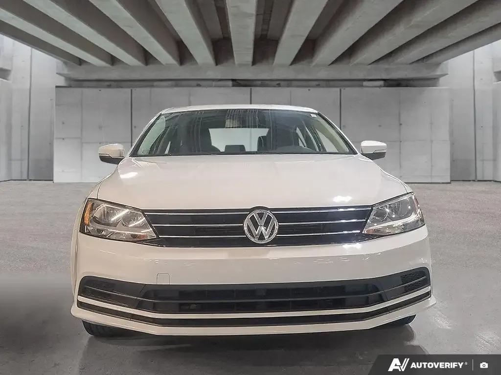 Volkswagen Jetta 2015 photo 2