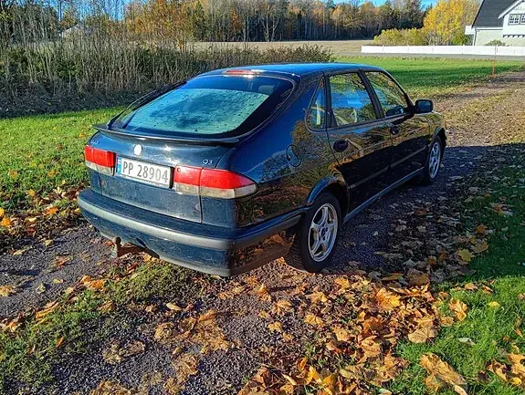 Saab 9-3 2000 photo 2