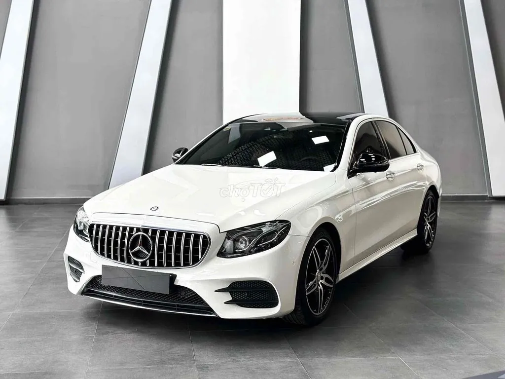 Mercedes-Benz E-Class 2017 photo 2