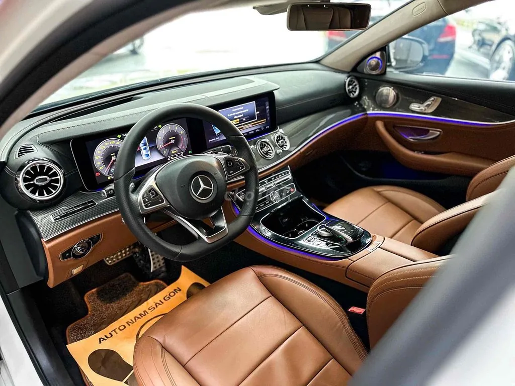 Mercedes-Benz E-Class 2017 photo 5