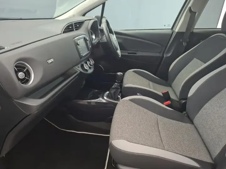 Toyota Yaris 2020 photo 5