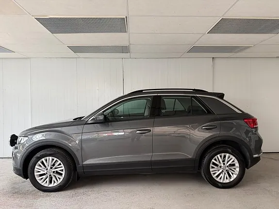 Volkswagen T-Roc 2019 photo 2