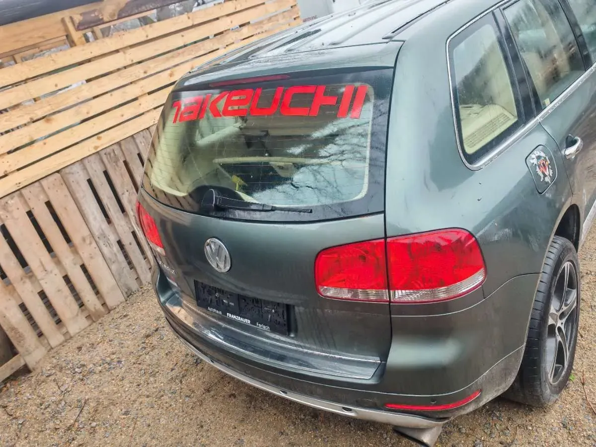 Volkswagen Touareg 2004 photo 3