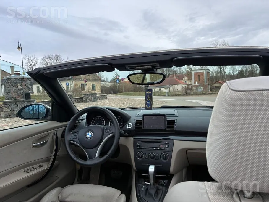 BMW 118 2009 photo 4