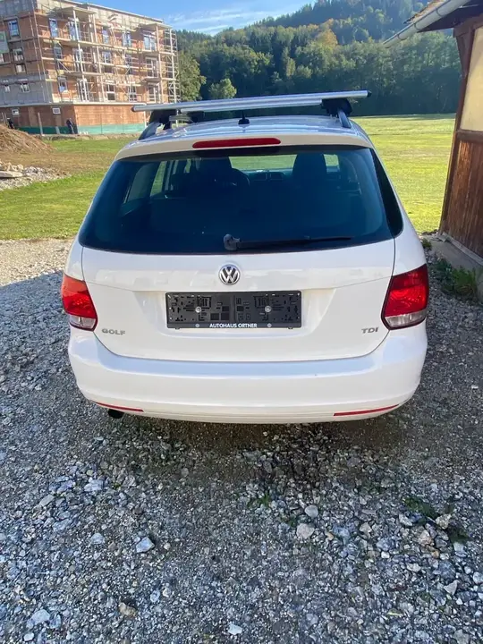 Volkswagen Golf 2012 photo 3