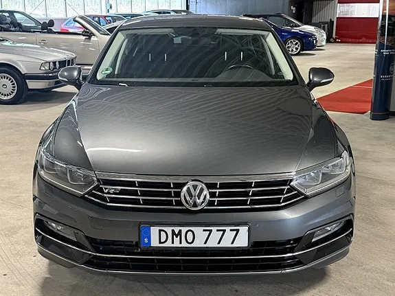 Volkswagen Passat 2017 photo 2