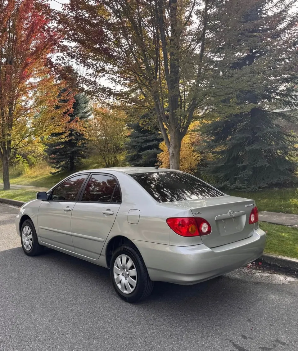 Toyota Corolla 2004 photo 2