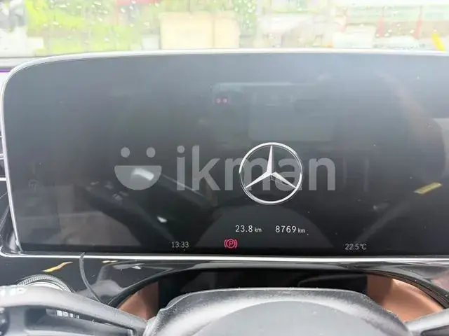Mercedes-Benz E350 2025 photo 2