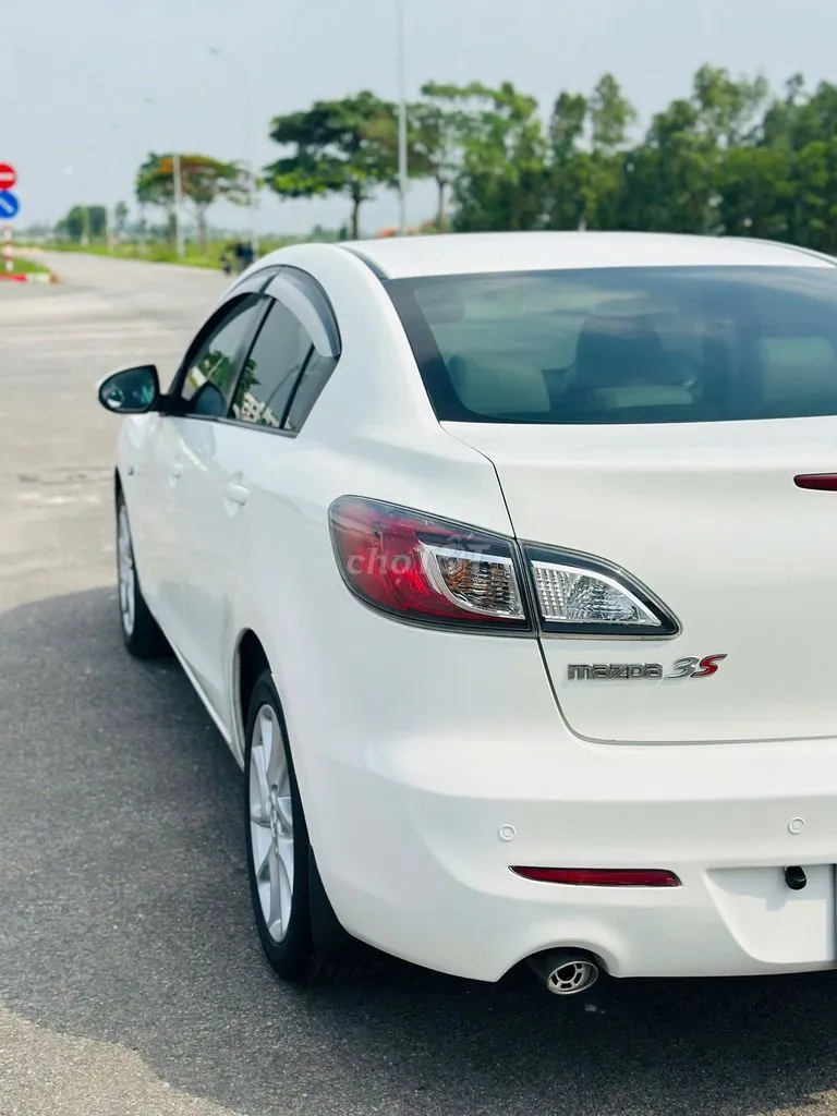 Mazda 3 2014 photo 5