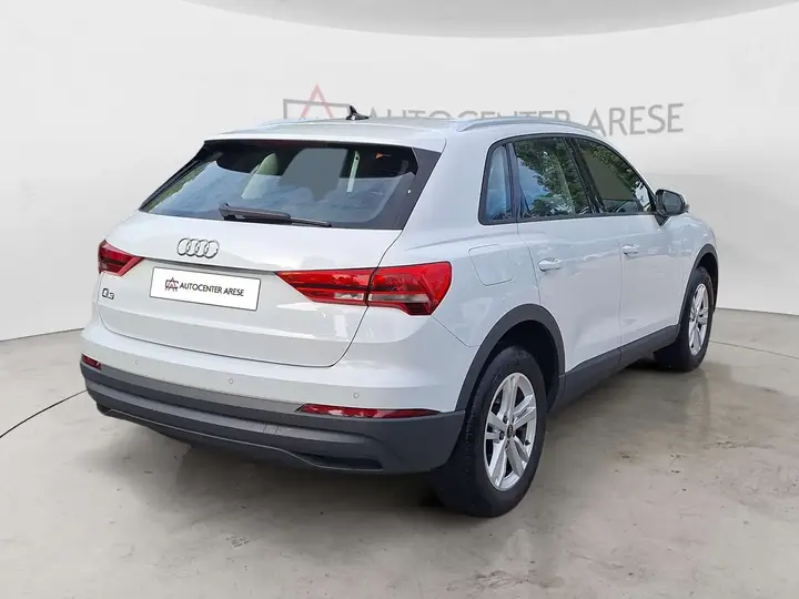 Audi Q3 2022 photo 5