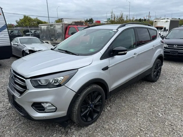 Ford Escape 2018 photo 2