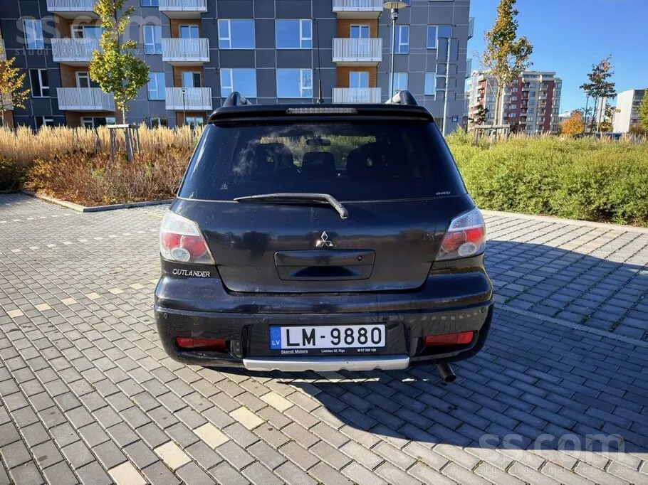 Mitsubishi Outlander 2006 photo 4