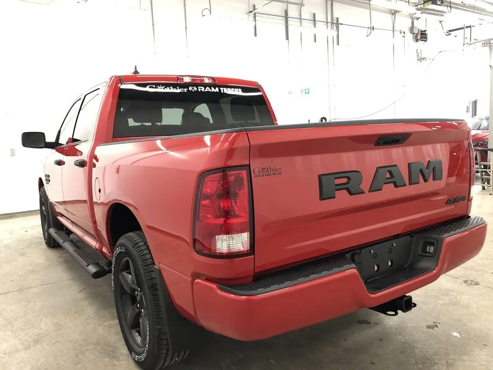 Ram 1500 Classic 2023 photo 2