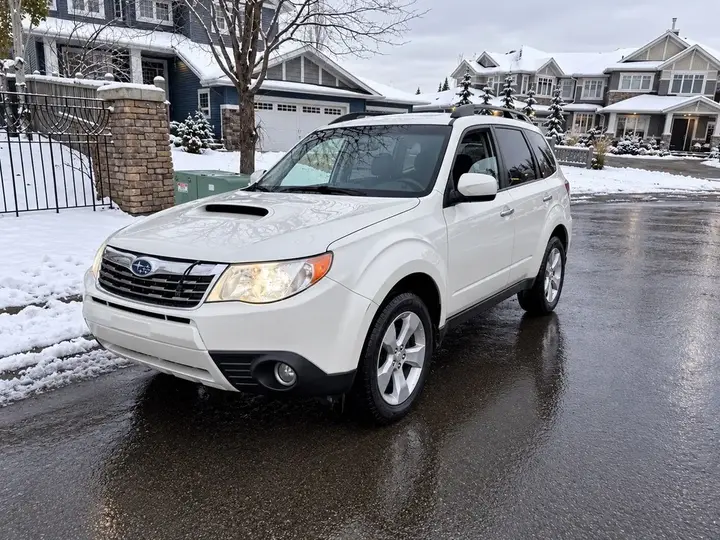 Subaru Forester 2010 photo 3