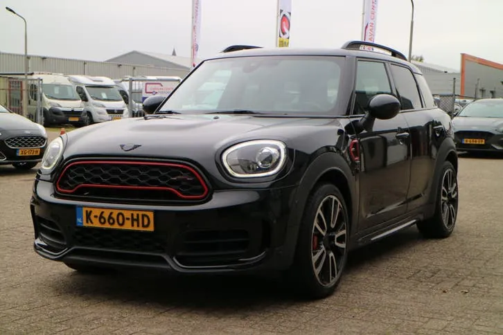 Mini Countryman 2018 photo 2