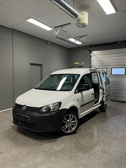Volkswagen Caddy 2012 photo 2