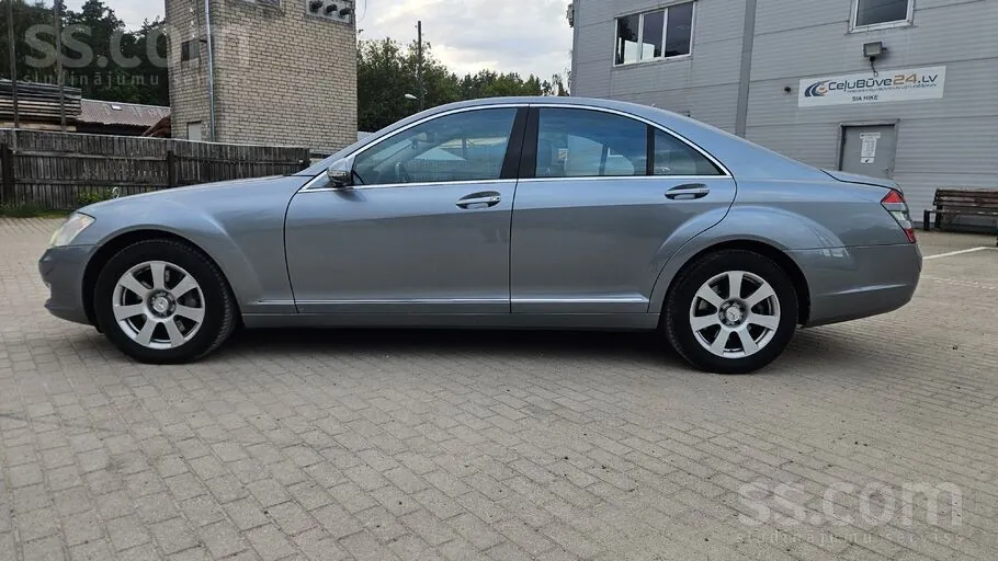 Mercedes-Benz S420