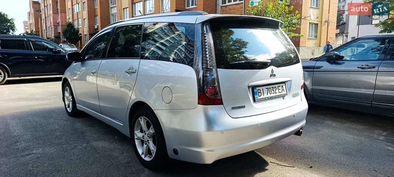 Mitsubishi Grandis