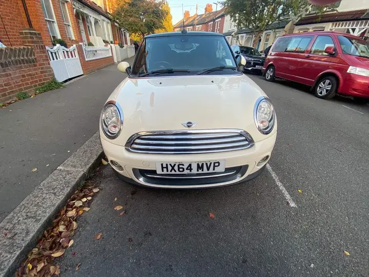 Mini Convertible 2014 photo 2