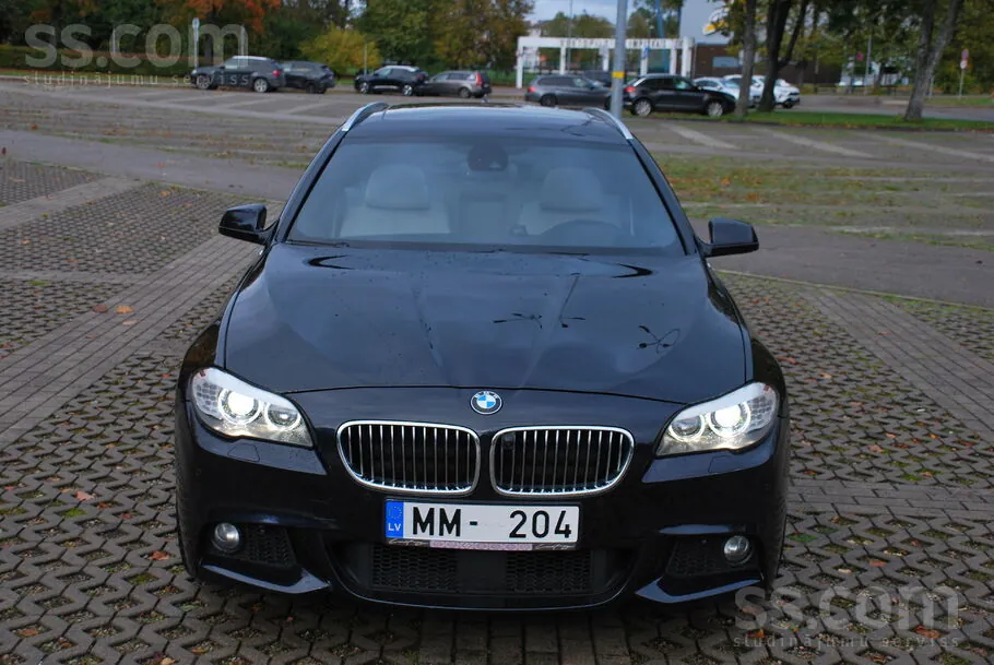BMW 530D 2012 photo 2