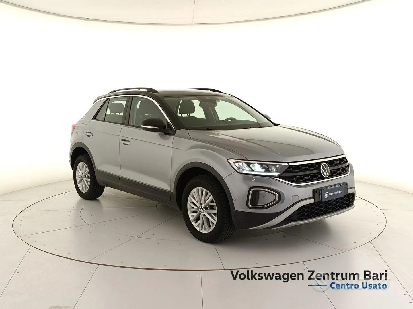 Volkswagen T-Roc 2023 photo 4