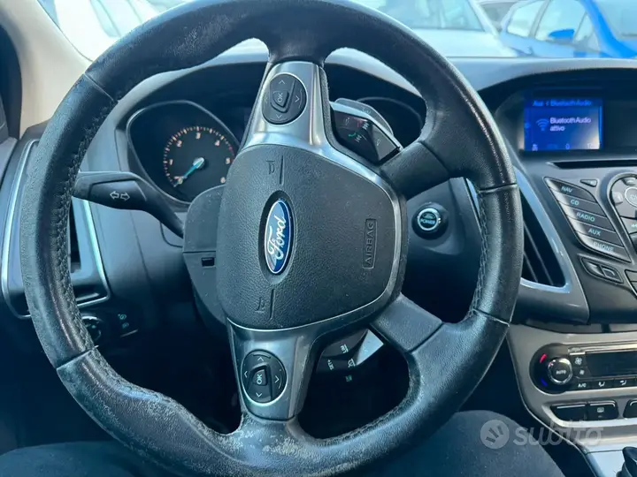 Ford Focus 2011 photo 4
