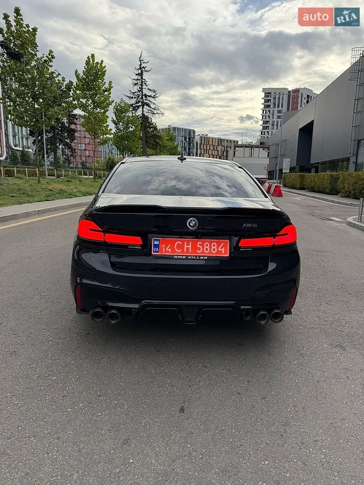 BMW 5 Series 2019 photo 2