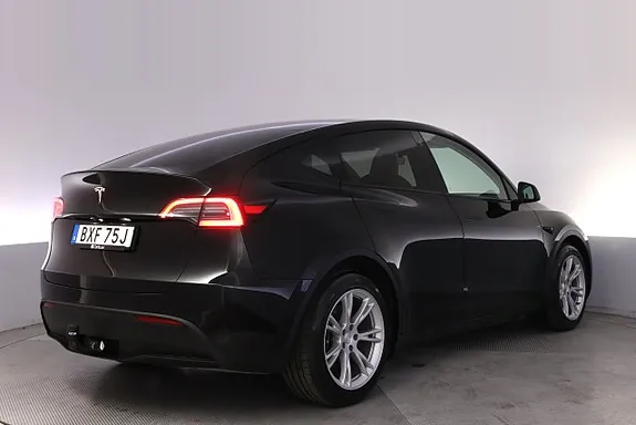 Tesla Model Y 2024 photo 5