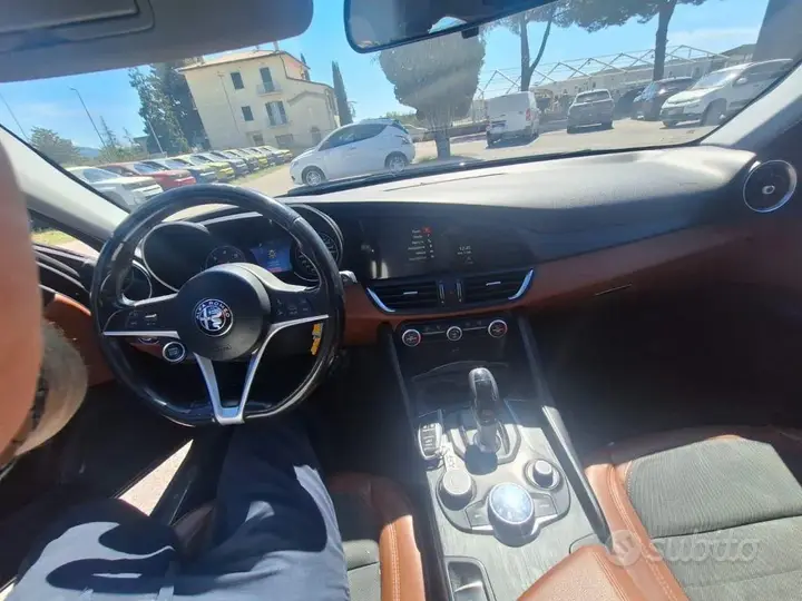 Alfa Romeo Giulia 2016 photo 4