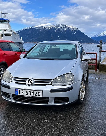Volkswagen Golf V