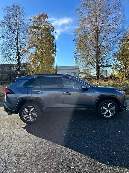 Toyota Rav4 2024 photo 3