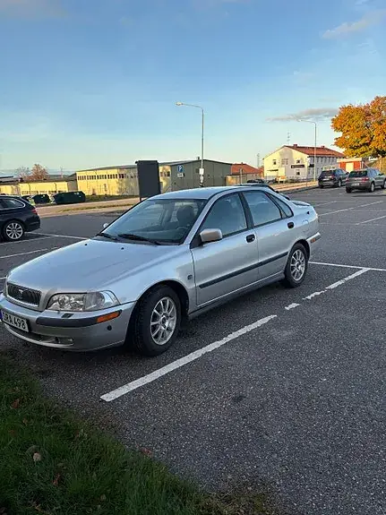 Volvo S40 2001 photo 2