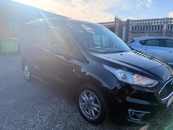 Ford Tourneo Connect 2019 photo 2