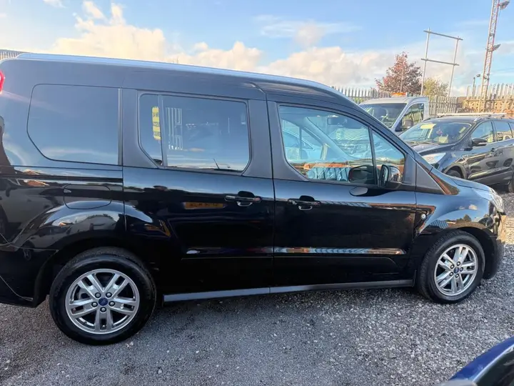 Ford Tourneo Connect 2019 photo 3