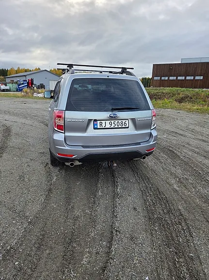 Subaru Forester 2009 photo 4