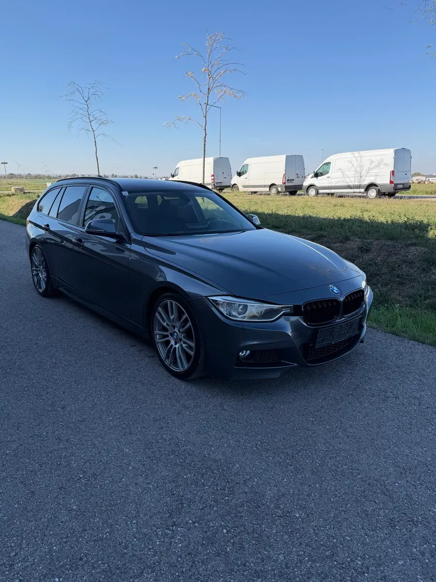 BMW 3 Series 2013 photo 2