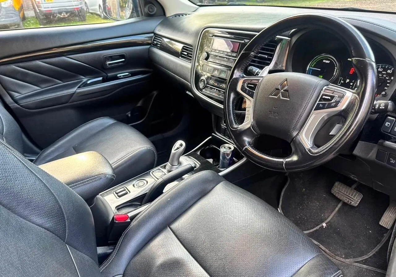 Mitsubishi Outlander 2016 photo 4