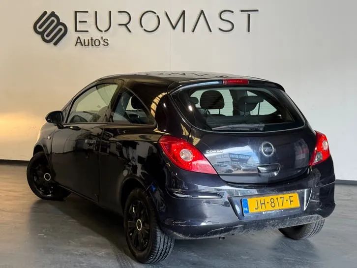 Opel Corsa 2009 photo 3